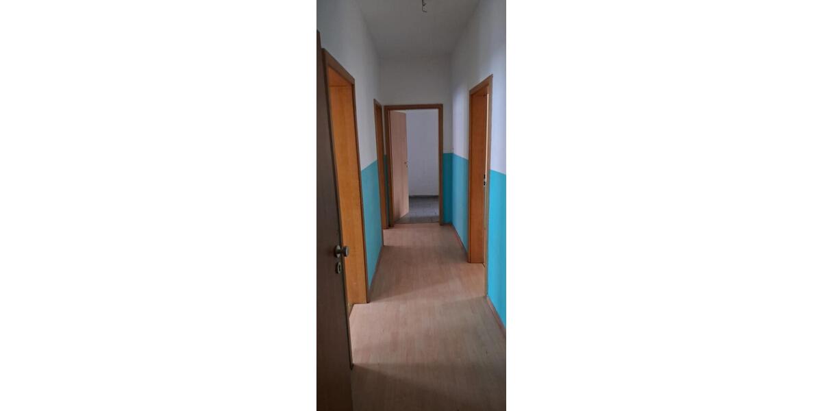 Etagenwohnung Völklingen - 2 Zimmer, 85 m&sup2;, 660&euro; | Angebot:23874172