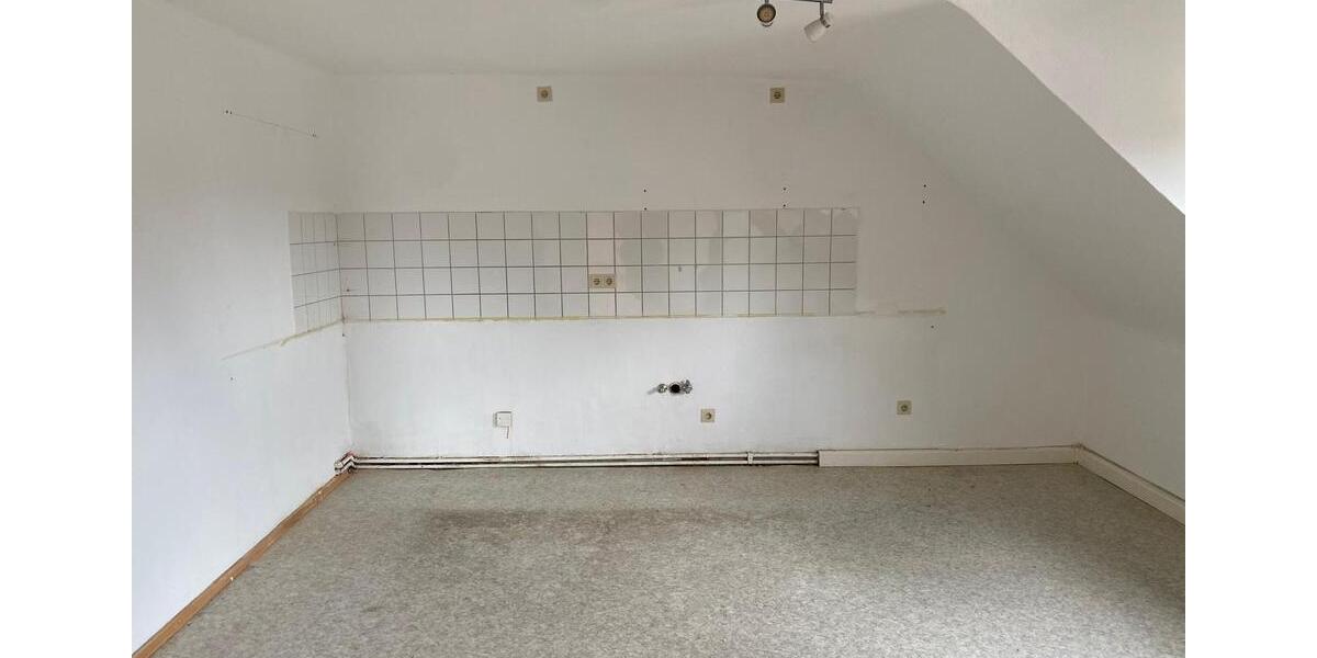Dachgeschoßwohnung Zweibrücken - 3 Zimmer, 78 m&sup2;, 500&euro; | Angebot:26614418