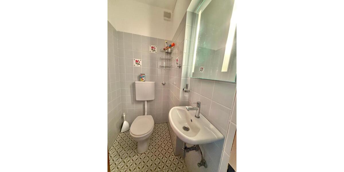 Erdgeschoßwohnung Homburg - 5 Zimmer, 140 m&sup2;, 1.650&euro; | Angebot:25648444