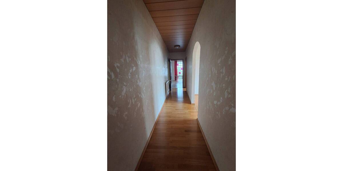 Bungalow Saarbrücken Klarenthal - 4 Zimmer, 130 m&sup2;, 1.100&euro; | Angebot:25666358