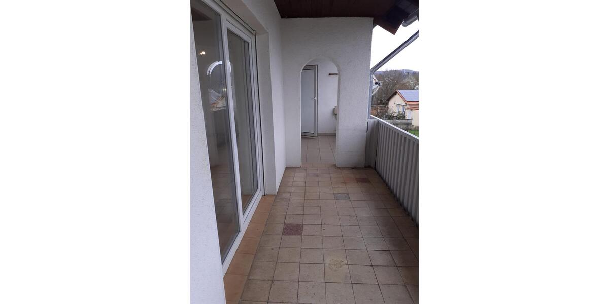 Etagenwohnung Neunkirchen Heinitz - 3 Zimmer, 105 m&sup2;, 750&euro; | Angebot:25933879