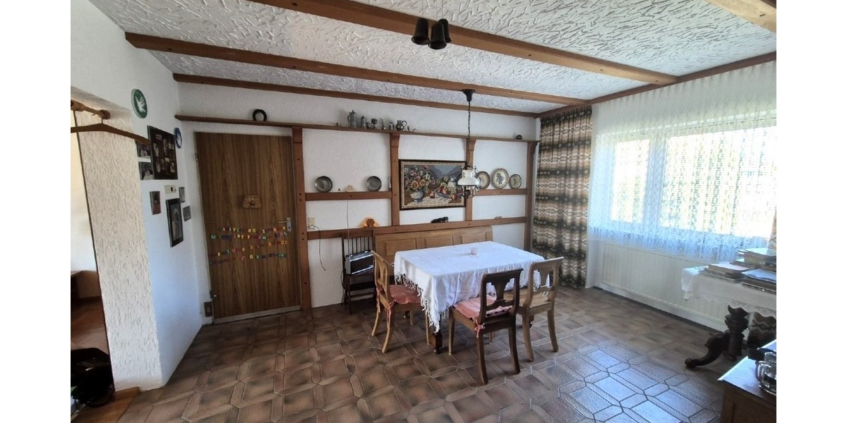 Raum für Ideen: Bauernhaus mit Mehrwert: Haupthaus und 4 vermietete Wohneinheiten - Mehrfamilienhaus, Wohnhaus Blieskastel-Böckweiler Böckweiler | Angebot:24411404