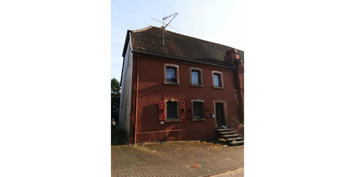 Bauernhaus, Landhaus Kirkel - 6 Zimmer, 121 m&sup2;, 175.000&euro; | Angebot:22952778