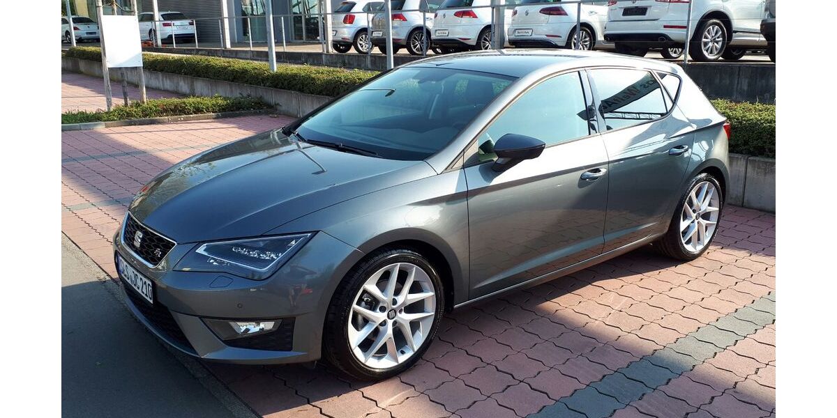 Seat Leon 66.500 km 14.300 &euro; Saarwellingen 66793