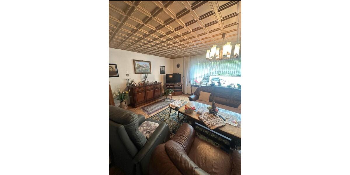 Mehrfamilienhaus, Wohnhaus Friedrichsthal - 10 Zimmer, 276 m&sup2;, 270.000&euro; | Angebot:25022353