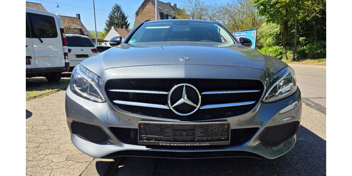 Mercedes-Benz C 250 125.000 km 17.900 &euro; Saarbrücken - Burbach 66115