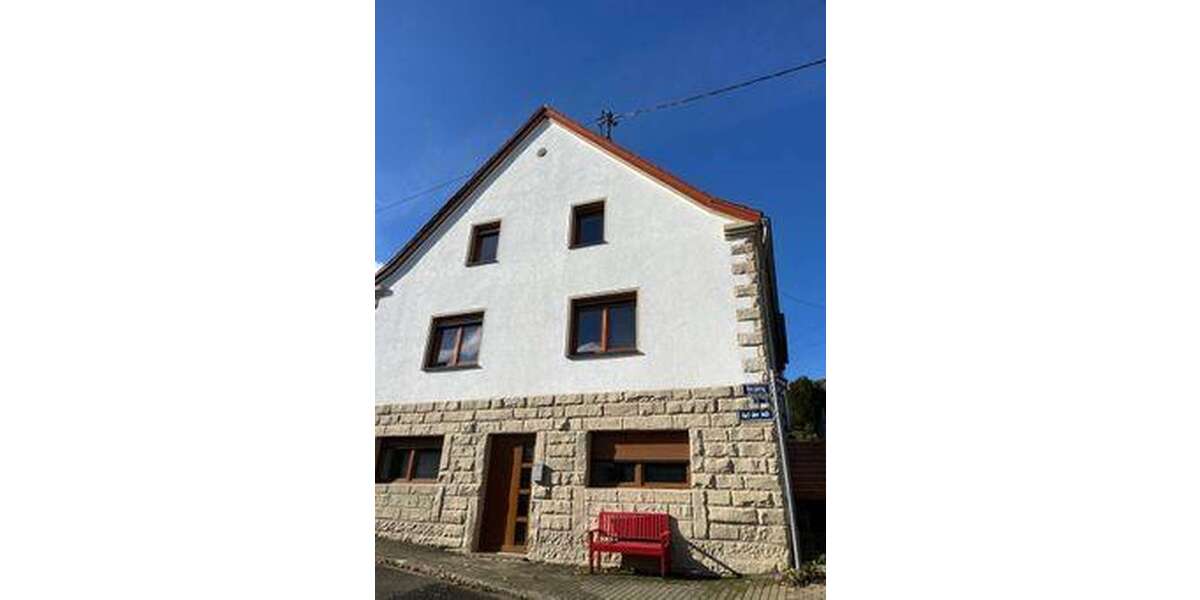 Etagenwohnung Saarbrücken Brebach-Fechingen - 4 Zimmer, 80 m&sup2;, 155.000&euro; | Angebot:25180683