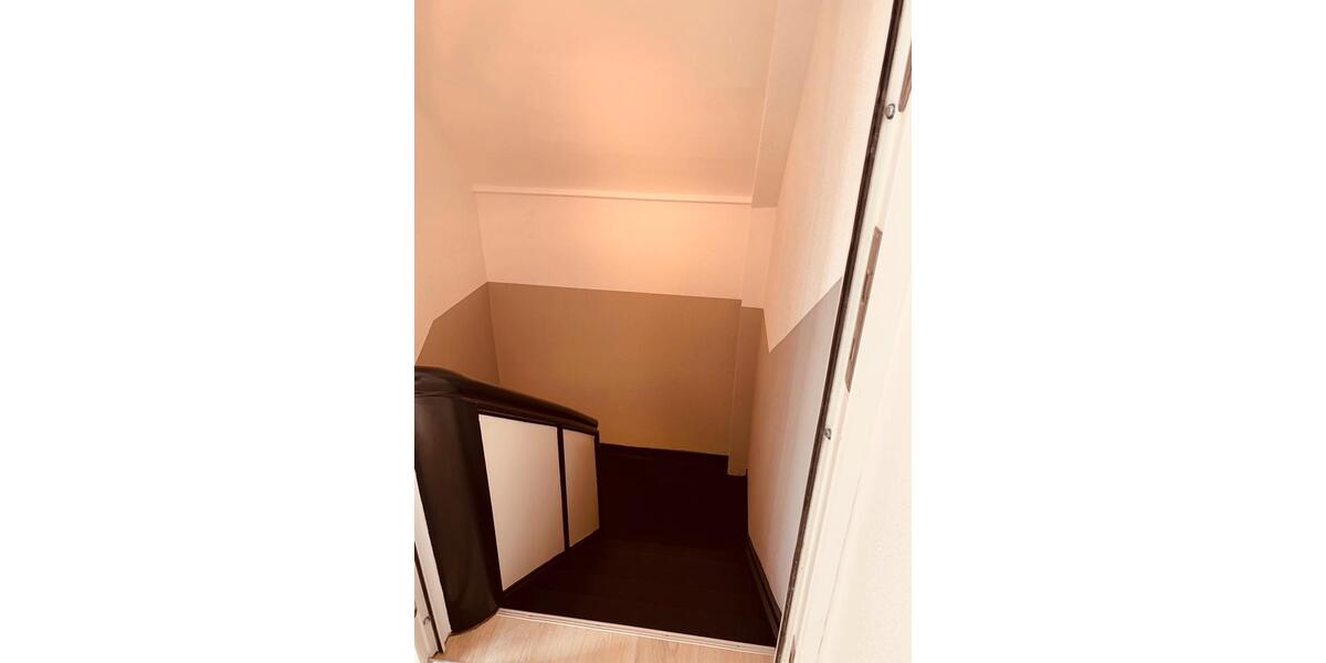 Dachgeschoßwohnung Homburg - 1 Zimmer, 67 m&sup2;, 650&euro; | Angebot:25944439