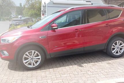 Ford Kuga 97.500 km 13.499 &euro; Wallerfangen 66798