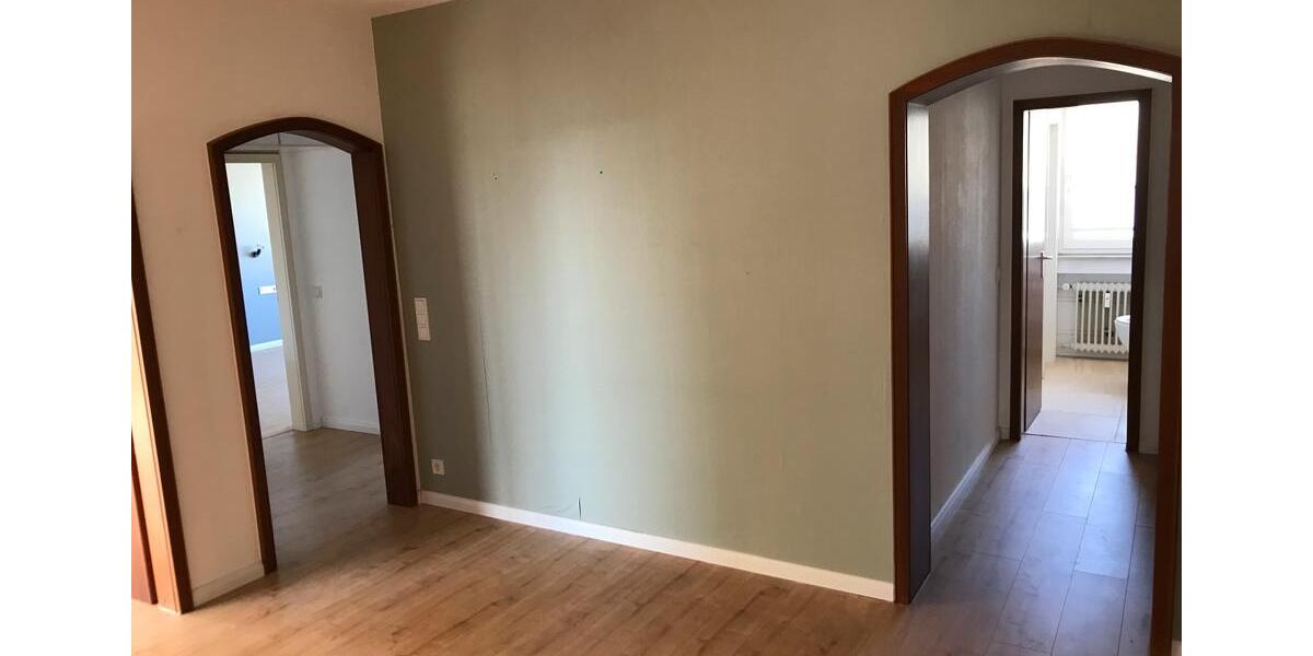 Etagenwohnung Saarbrücken Malstatt - 4 Zimmer, 110 m&sup2;, 230.000&euro; | Angebot:26475727