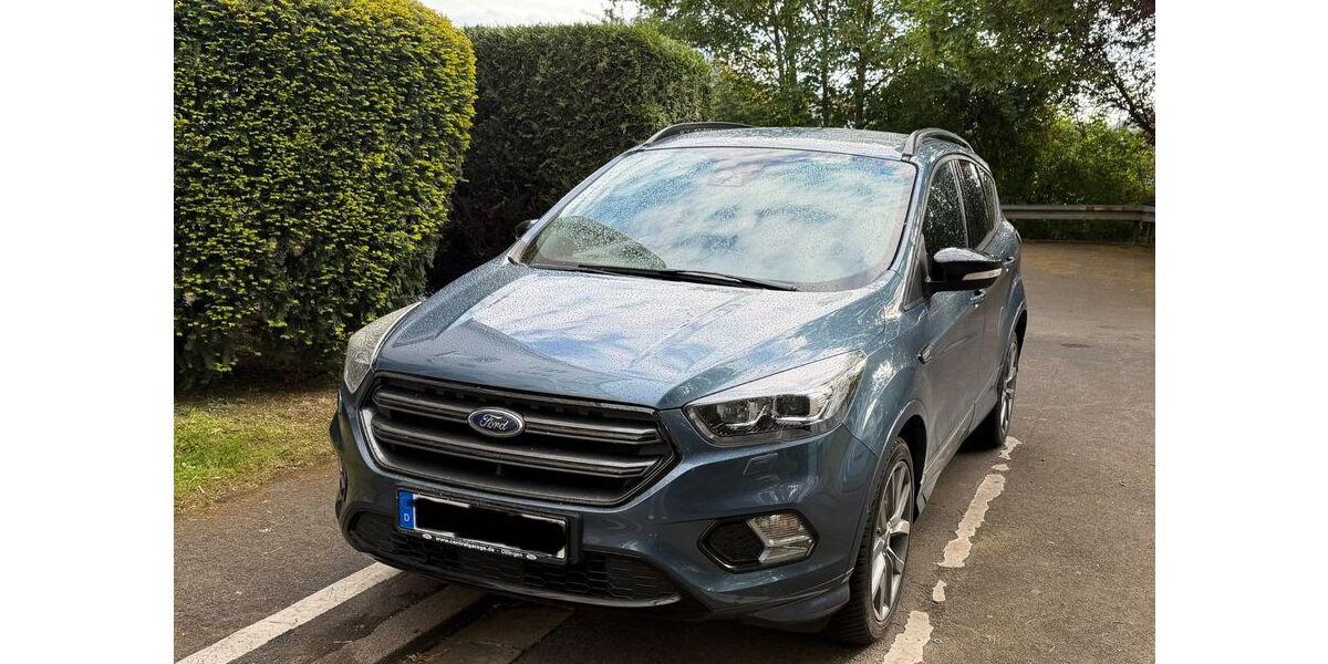 Ford Kuga 21.809 km 18.300 &euro; Dillingen 66763