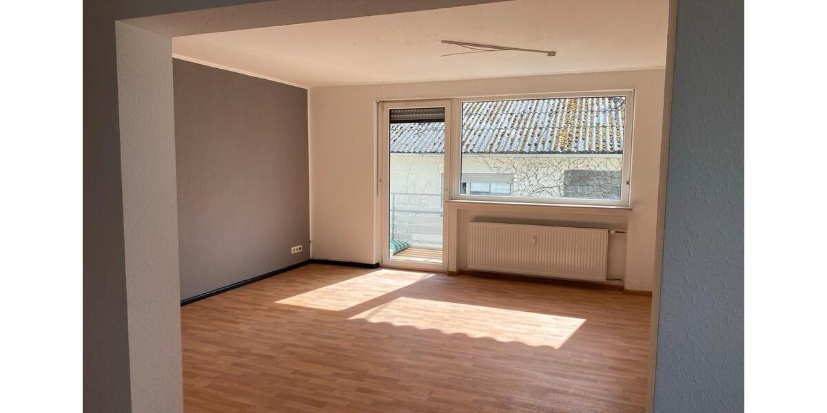 Etagenwohnung Heusweiler - 4 Zimmer, 86 m&sup2;, 700&euro; | Angebot:25944438