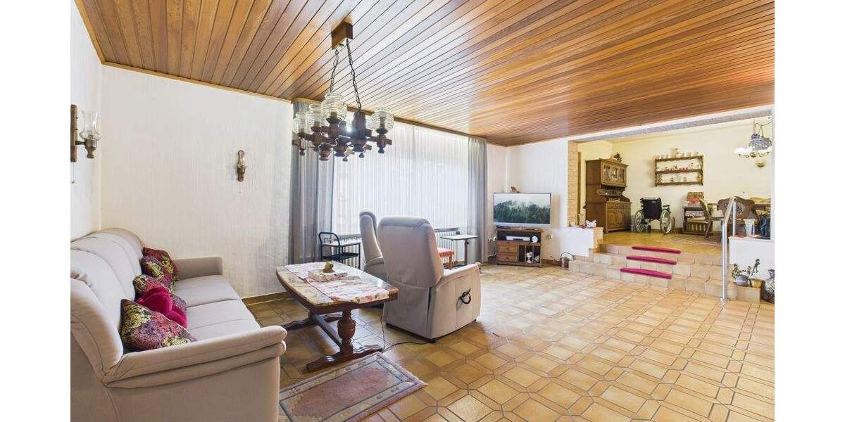 Einfamilienhaus Saarwellingen - 6 Zimmer, 117 m&sup2;, 198.000&euro; | Angebot:25687872