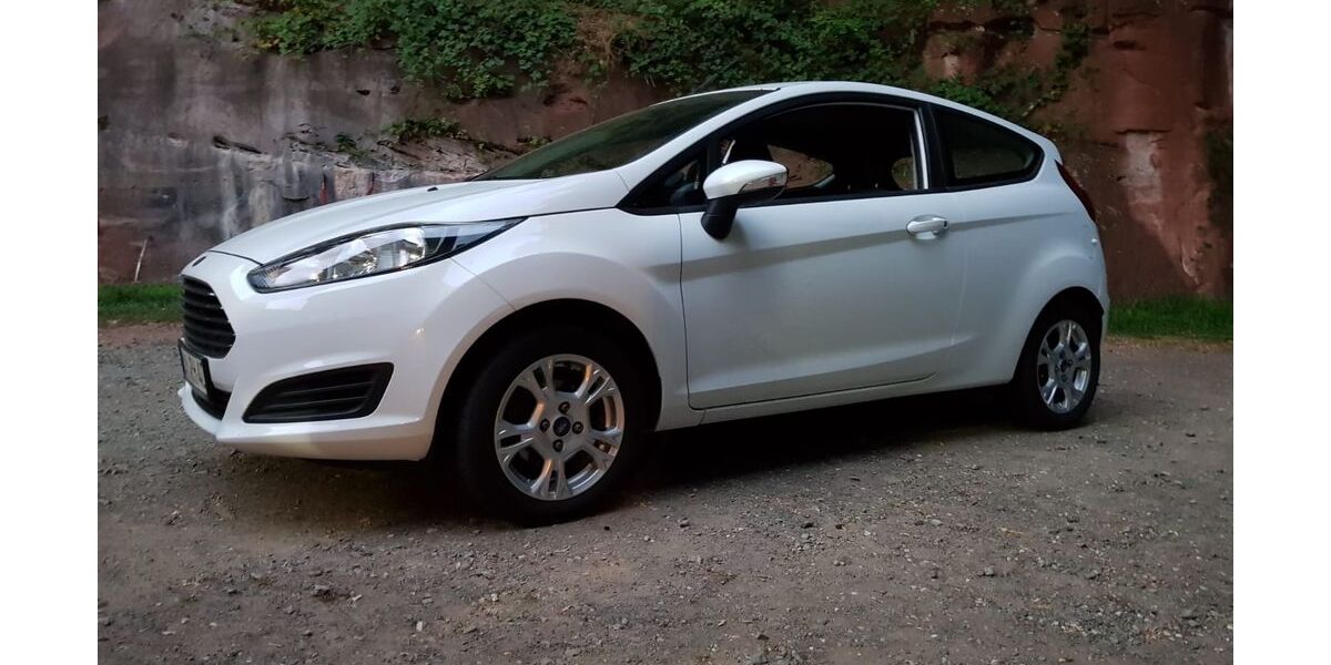 Ford Fiesta 92.000 km 4.500 &euro; Homburg 66424