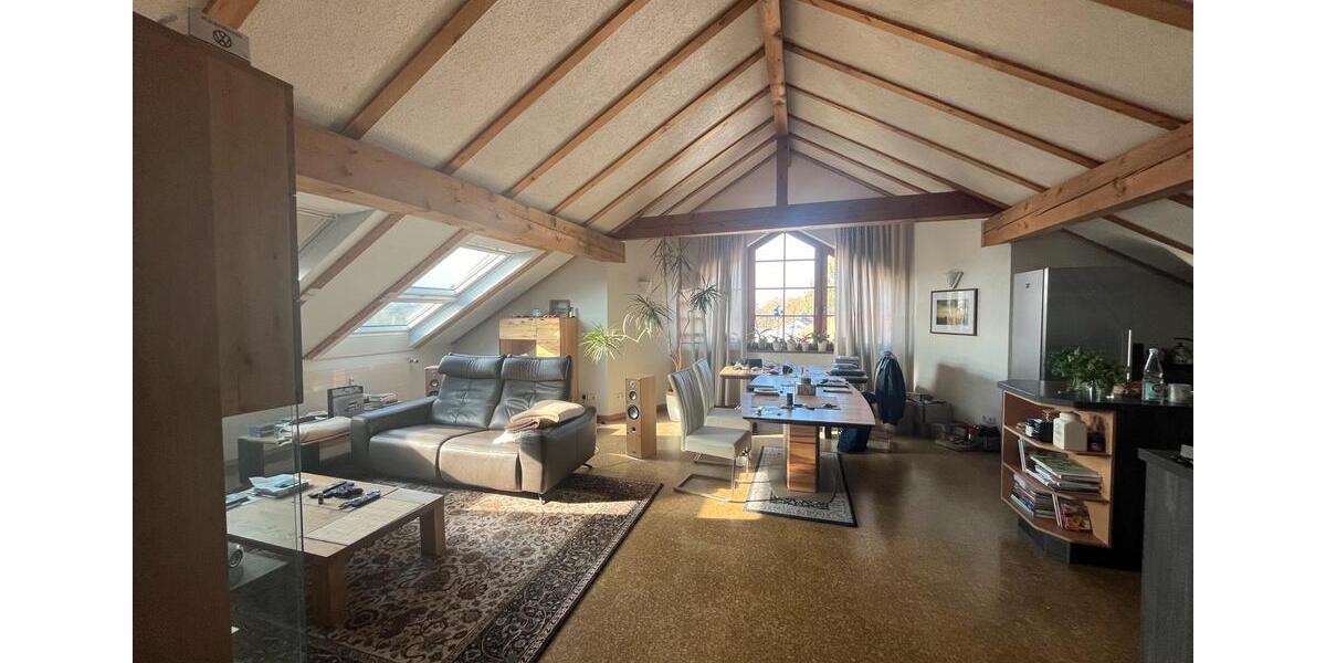 Dachgeschoßwohnung Saarbrücken Neue Bremm - 4.5 Zimmer, 109 m&sup2;, 389.000&euro; | Angebot:26620607