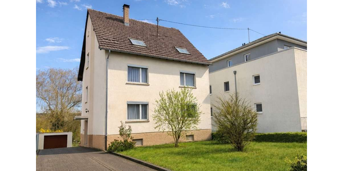Einfamilienhaus Saarbrücken West - 9 Zimmer, 160 m&sup2;, 199.000&euro; | Angebot:25995566