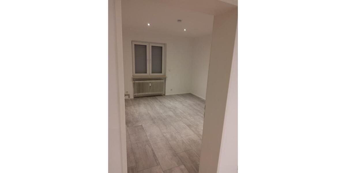 Etagenwohnung Saarbrücken Scheidt - 3 Zimmer, 93 m&sup2;, 650&euro; | Angebot:24148930