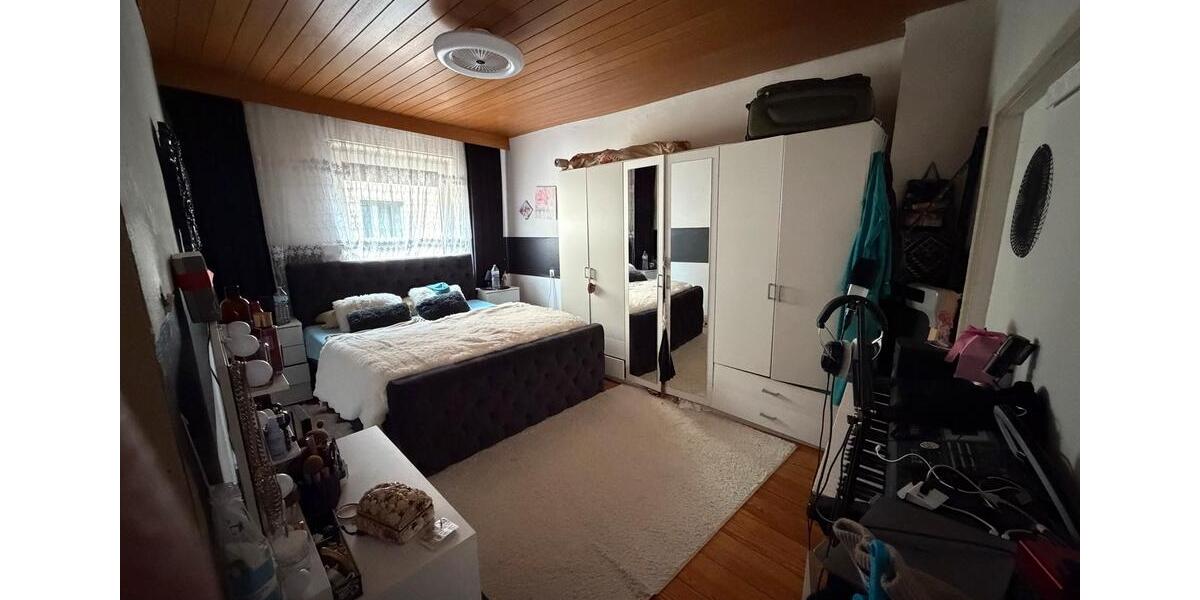 Etagenwohnung Saarbrücken Malstatt - 3 Zimmer, 75 m&sup2;, 500&euro; | Angebot:25957204