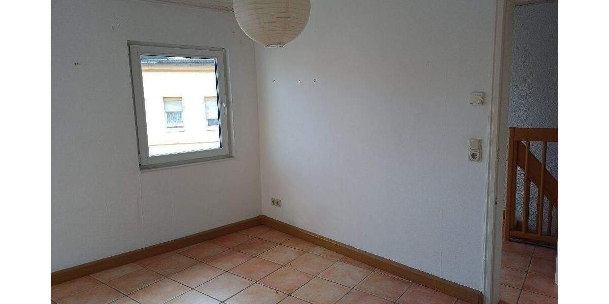 Mehrfamilienhaus, Wohnhaus Sankt Ingbert St. Ingbert - 4 Zimmer, 115 m&sup2;, 225.000&euro; | Angebot:25774781