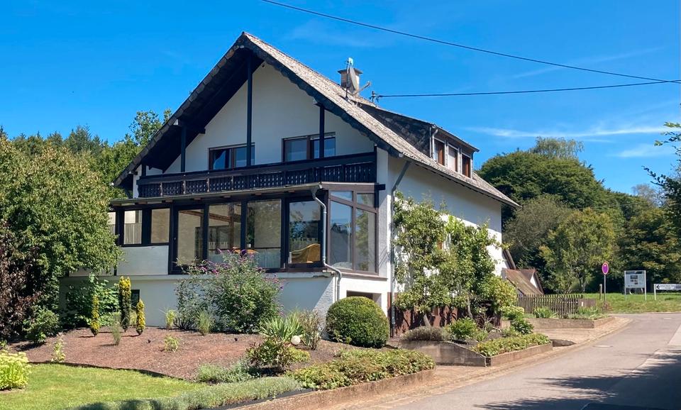 Einfamilienhaus Tholey - 5 Zimmer, 189 m&sup2;, 1.300&euro; | Angebot:24989496