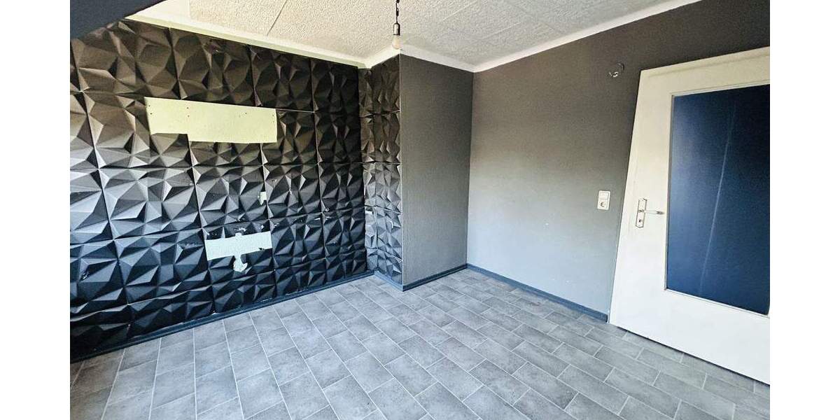 Einfamilienhaus Wallerfangen - 4 Zimmer, 149.000&euro; | Angebot:25899383