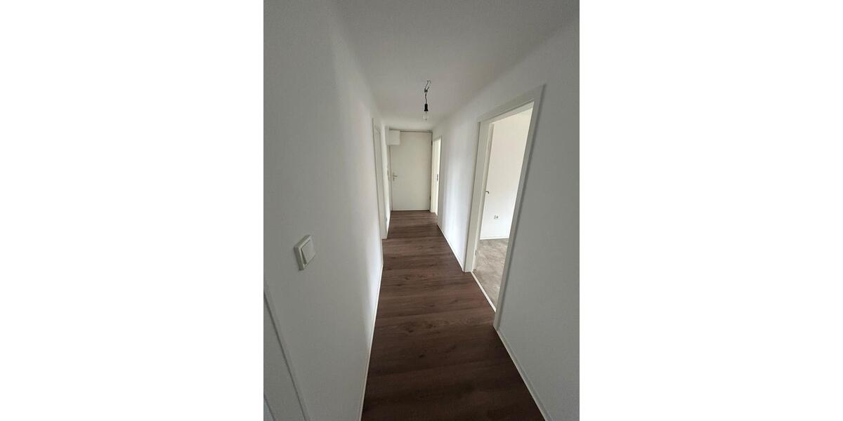 Dachgeschoßwohnung Neunkirchen - 3 Zimmer, 80 m&sup2;, 680&euro; | Angebot:25722976