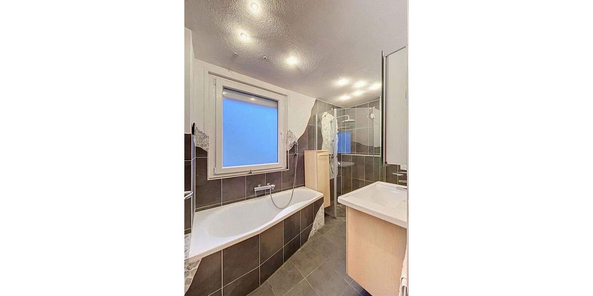 Doppelhaushälfte St.Ingbert St. Ingbert - 5 Zimmer, 138 m&sup2;, 298.000&euro; | Angebot:25760523