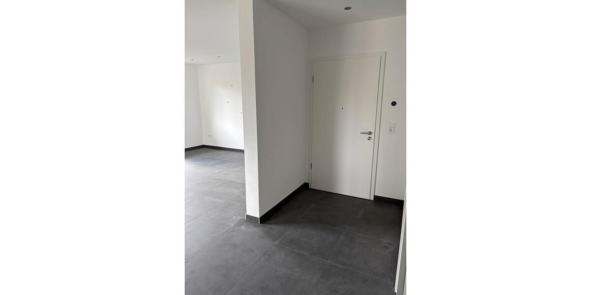 Etagenwohnung Völklingen - 2 Zimmer, 55 m&sup2;, 685&euro; | Angebot:25844495
