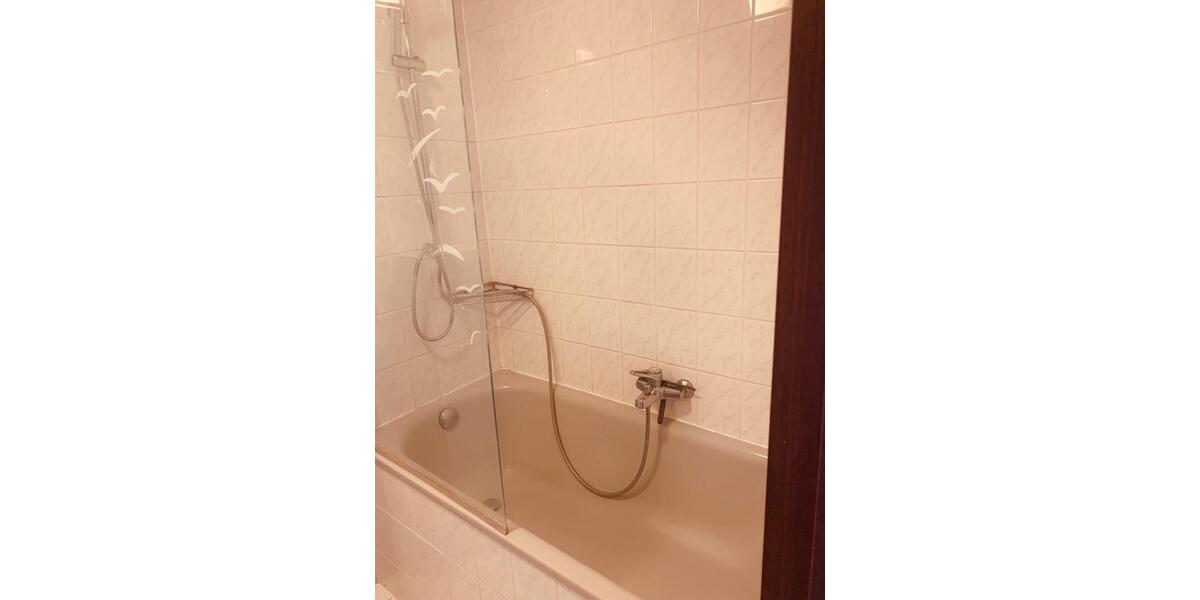 Etagenwohnung Saarbrücken Eschberg - 4 Zimmer, 104 m&sup2;, 880&euro; | Angebot:25877714