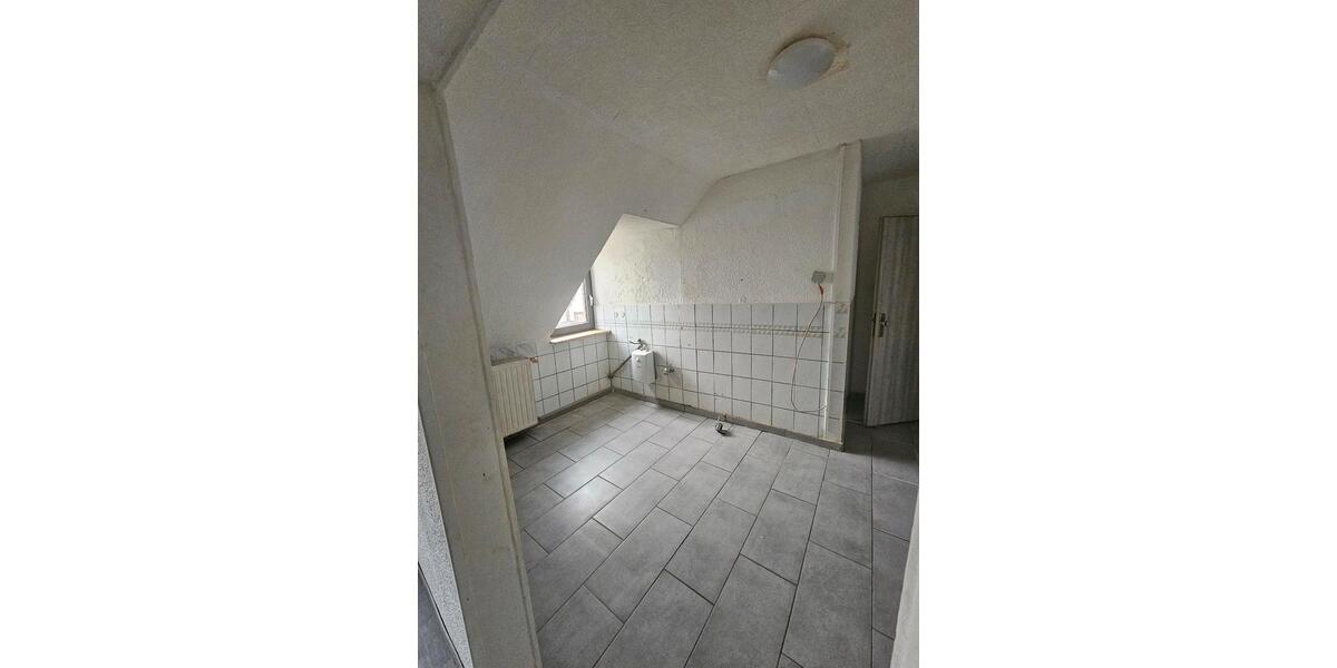 Dachgeschoßwohnung Neunkirchen Heinitz - 1 Zimmer, 55 m&sup2;, 470&euro; | Angebot:25838100