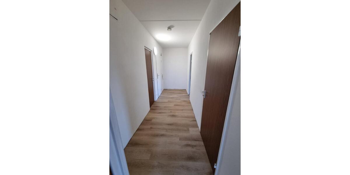 Etagenwohnung Neunkirchen - 2 Zimmer, 67 m&sup2;, 550&euro; | Angebot:25942077