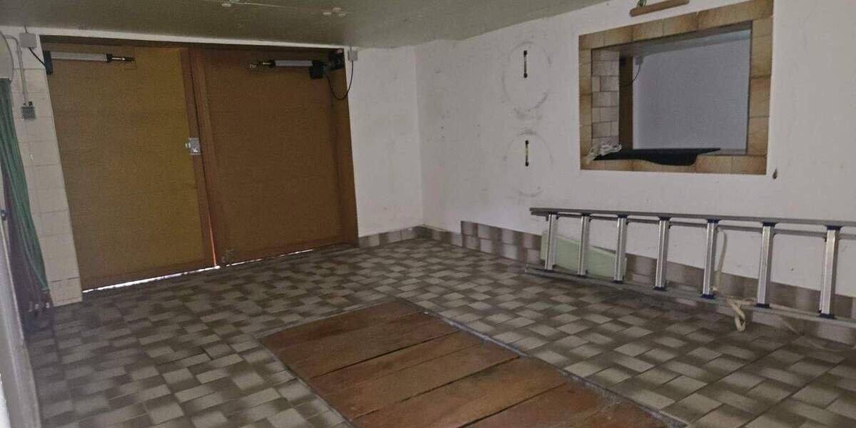 Mehrfamilienhaus, Wohnhaus Ottweiler - 6 Zimmer, 279.000&euro; | Angebot:25780473