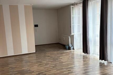 Wohnung Saarlouis - 3 Zimmer, 120 m&sup2;, 700&euro; | Angebot:26686735