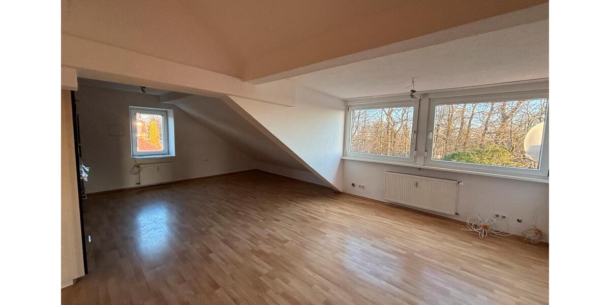 Etagenwohnung Bexbach - 3.5 Zimmer, 75 m&sup2;, 680&euro; | Angebot:25933877