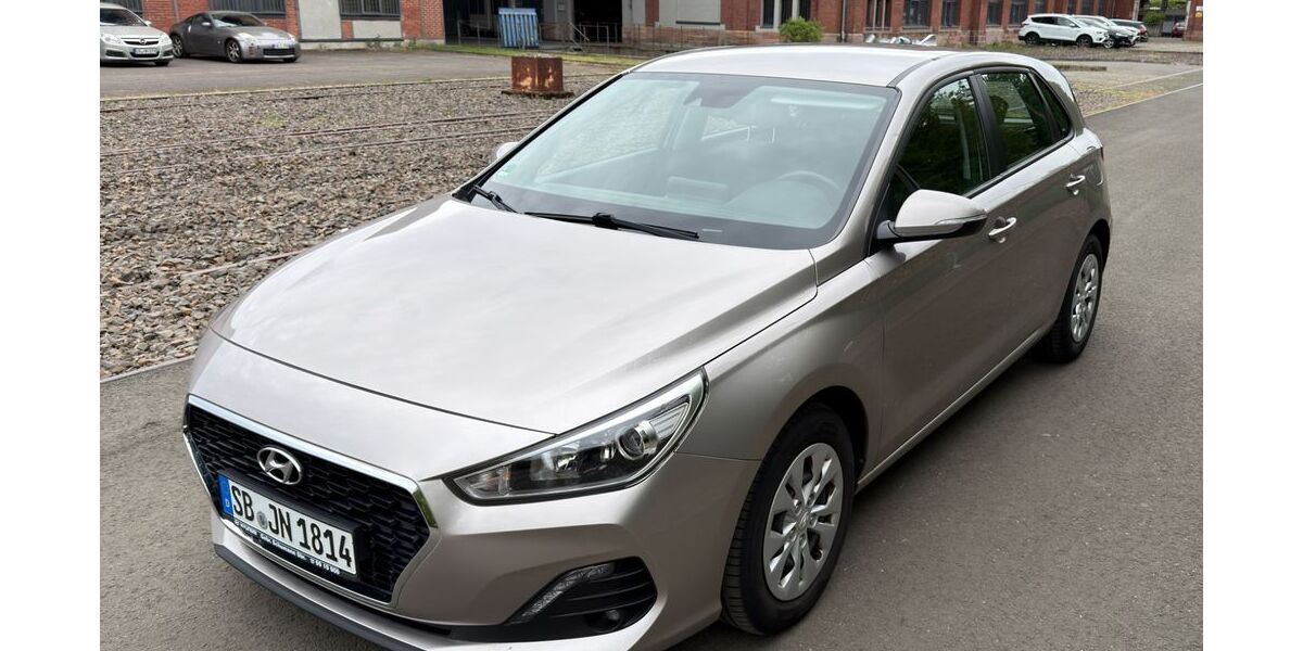 Hyundai i30 74.119 km 12.000 &euro; Riegelsberg 66292