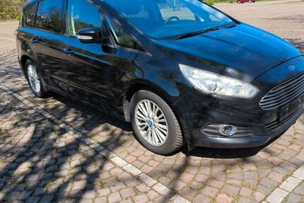 Ford S-Max 205.800 km 8.500 &euro; Saarbrücken 66111