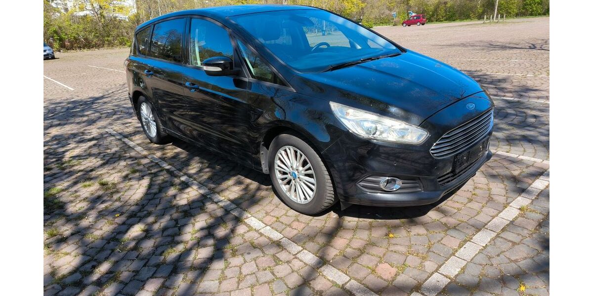 Ford S-Max 205.800 km 8.500 &euro; Saarbrücken 66111