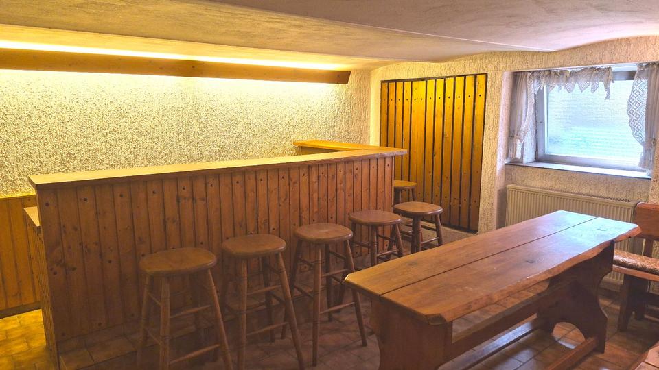 Mehrfamilienhaus, Wohnhaus Ensdorf - 12 Zimmer, 290 m&sup2;, 420.000&euro; | Angebot:27023554