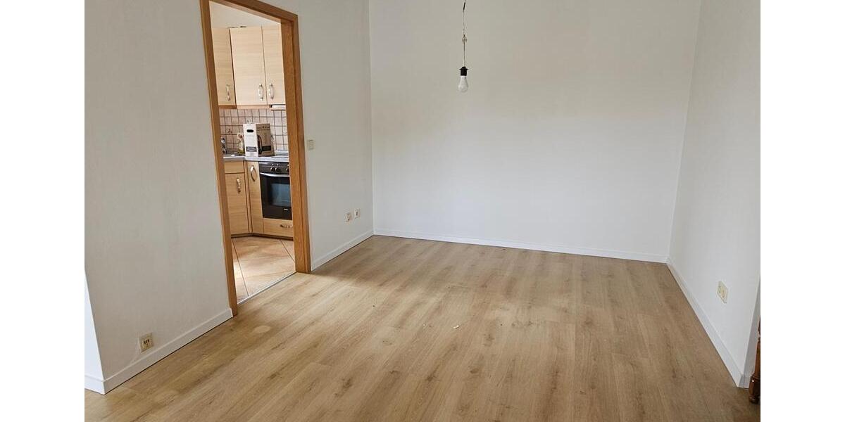 Etagenwohnung Ottweiler - 3 Zimmer, 90 m&sup2;, 850&euro; | Angebot:26560905