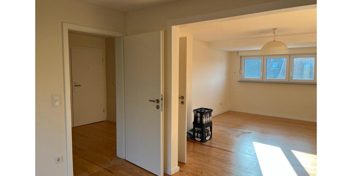 Dachgeschoßwohnung Saarbrücken Malstatt - 2 Zimmer, 60 m&sup2;, 790&euro; | Angebot:26013059