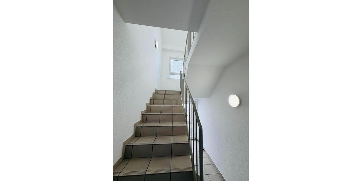 Etagenwohnung Sankt Ingbert - 3 Zimmer, 95 m&sup2;, 1.000&euro; | Angebot:25512670