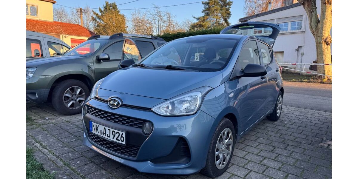 Hyundai i10 100.300 km 6.700 &euro; Saarbrücken 66125