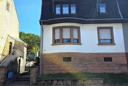 Haus Quierschied Fischbach - 1 Zimmer, 187 m&sup2;, 119.000&euro; | Angebot:25663883