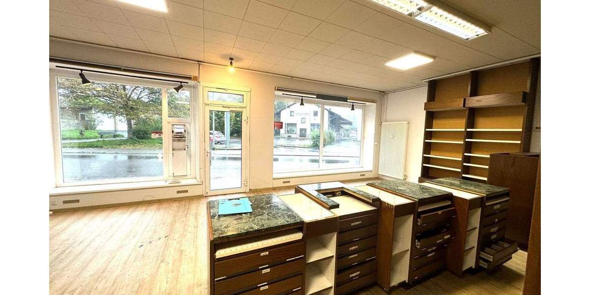 Ladenlokal (eh. Apotheke) im Ortskern Mandelbachtal-Ormesheim zu vermieten - Gewerbeobjekt Mandelbachtal-Ormesheim Ormesheim | Angebot:23972288