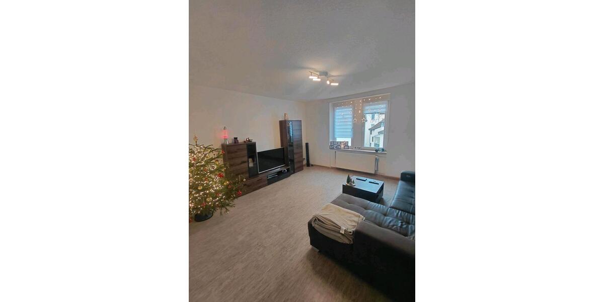 Dachgeschoßwohnung Zweibrücken - 4 Zimmer, 115 m&sup2;, 800&euro; | Angebot:25100954