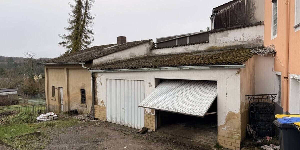 Mehrfamilienhaus, Wohnhaus Schiffweiler - 6 Zimmer, 184 m&sup2;, 265.000&euro; | Angebot:26641339