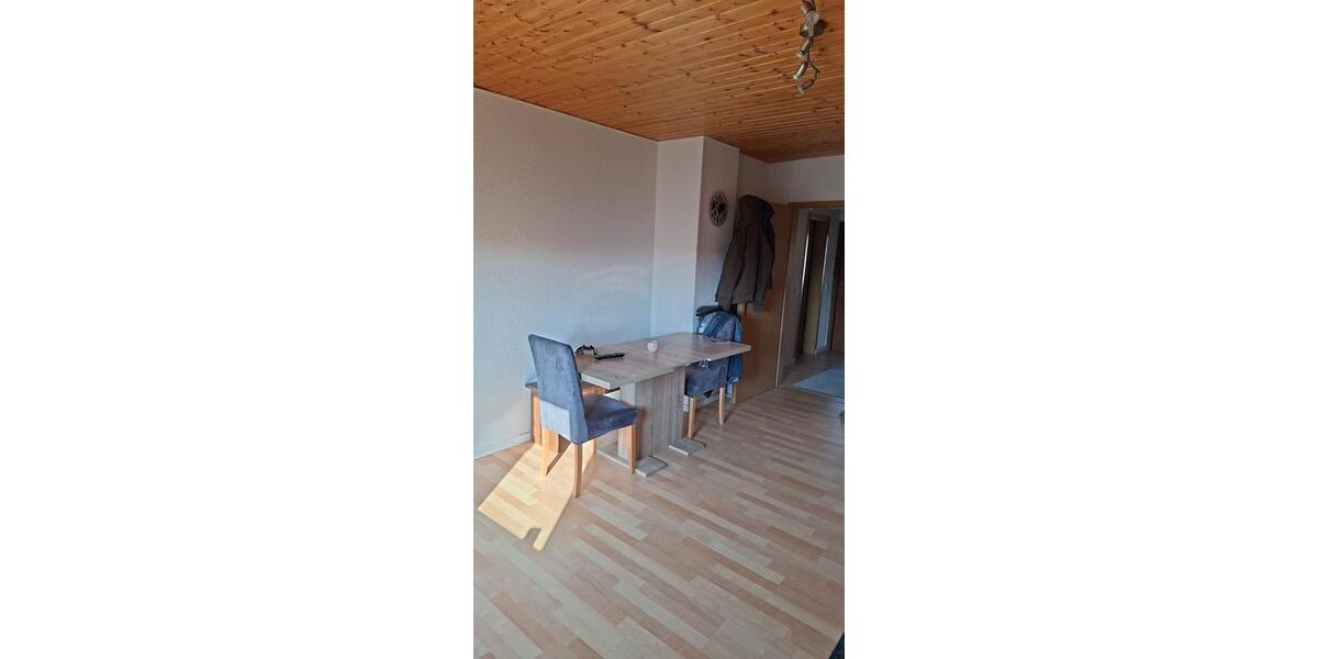 Dachgeschoßwohnung Saarbrücken West - 2 Zimmer, 50 m&sup2;, 450&euro; | Angebot:25719132