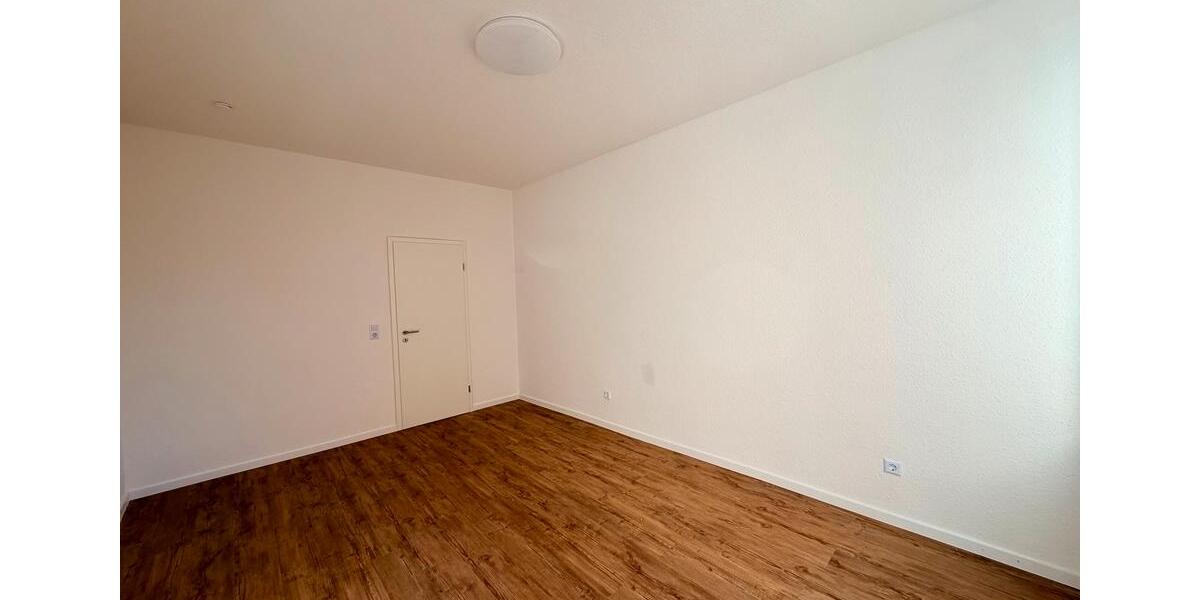 Etagenwohnung Saarbrücken Neue Bremm - 2 Zimmer, 50 m&sup2;, 550&euro; | Angebot:25875516