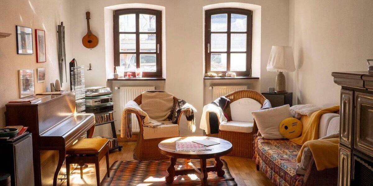 Mehrfamilienhaus, Wohnhaus Blieskastel Breitfurt - 7 Zimmer, 241 m&sup2;, 299.000&euro; | Angebot:25667229