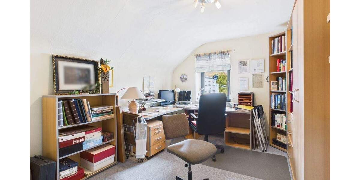 Etagenwohnung Illingen / Uchtelfangen Uchtelfangen - 3 Zimmer, 83 m&sup2;, 119.000&euro; | Angebot:25687897